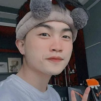 Tân