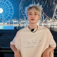 Nghiêm Hạo Tường(anh trai các anh)