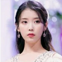 Hạ Ngọc Thảo (IU)