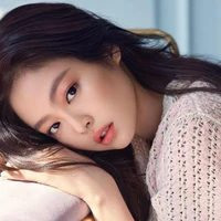 Kim Jennie (Em)