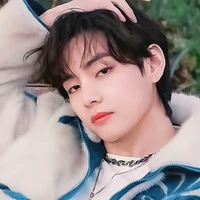 Kim Taehyung/hắn