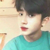 Tony(Bạn của Hiếu)