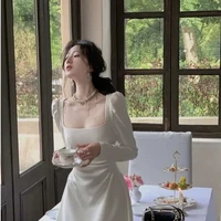 Tố Giang Y