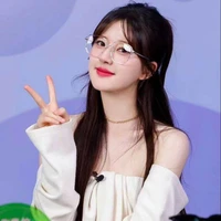 Triệu Lộ Tư/Lisa-TM