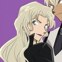 vermouth( ko nhớ tên)