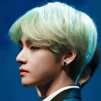 Kim Taehyung/hắn