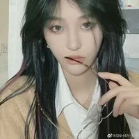 Vương Dịch<cô>