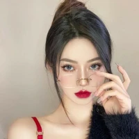 mẹ các cô 