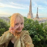 Lalisa Manobal (Em)