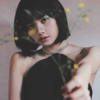 Lisa [ nàng ]