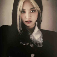 Jennie [ em ]