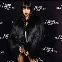 Lalisa Manobal ( Cô Li)