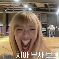 Tác giả cà thơi