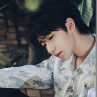 HẠ TUẤN LÂM