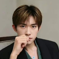 Dịch Dương Thiên Tỉ
