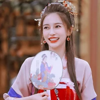 Ngạn ngạn cô nương xinh đẹp nhất ở đây