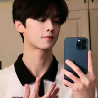 Tả Vương Hữu ( anh trai cậu )