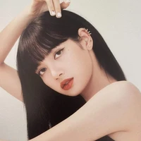 Lalisa Manobal ( Cô )