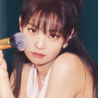 Kim Jennie ( Em )