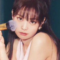 Kim Jennie ( Em )