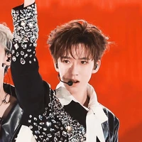 Hạ Tuấn Lâm - y