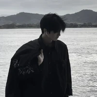Rindi Hihan Tan_top_