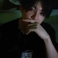 Jeon Jungkook ( papa cô ) 