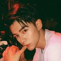 NGUYỄN HOÀNG QUÂN-(na9)