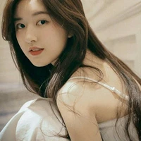 UYỂN NHI-(bff nu9)