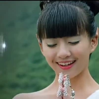 tam tỷ (linh điêp)