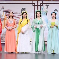 thất hồ yeu
