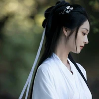 Kim Eul ( nô tì của Ami)