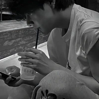 V(Hắn)