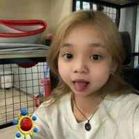 Nguyễn Châu Kim Quỳnh*Ruby*(nữ9 lúc nhỏ)