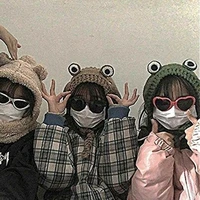 3 cô