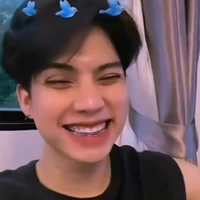 Con Tác Giả đâyy:)