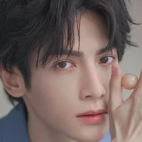 Đông Phương Vân Hi