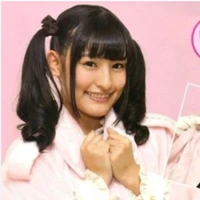 Izumi Kagura ( Hoả Xa Hồng )