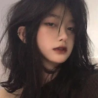 bách Lưu Thùy(chị)