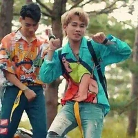 con bị khùng
