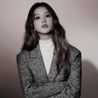 Kim Jisoo [ Chị ]