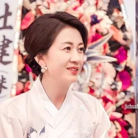 Mẹ Kim [ Mẹ Chị ]