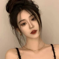 Lục Tiểu Băng/Hàn Ngân Linh