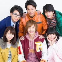 Nhóm ToQger + Cô