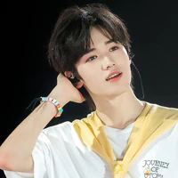 Tống Á Hiên - cậu