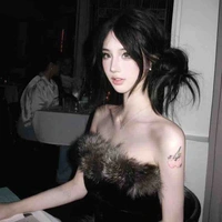 Ngọc Nữ Kim Ngưu