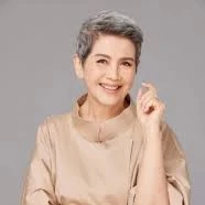 bà của sam