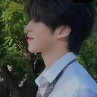 Khải Uy | 𝔻𝕒𝕟𝕚𝕖𝕝_Vương