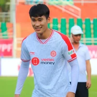 Nhâm Mạnh Dũng