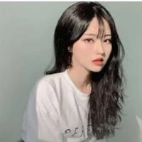 thư (e gái nữ9)